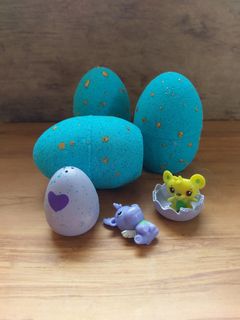 Surprise bath bombs and Hidden Treasure bath bombs